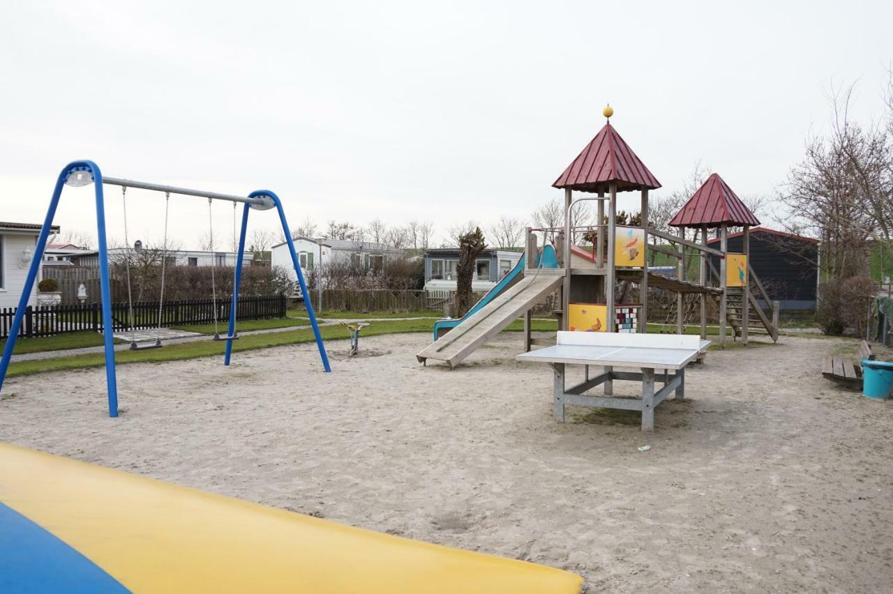 Vakantieverblijf Aan De Dijk Hotel Hippolytushoef Eksteriør billede