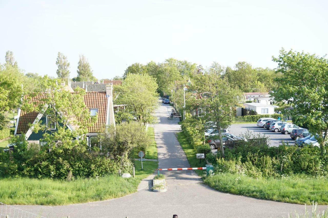 Vakantieverblijf Aan De Dijk Hotel Hippolytushoef Eksteriør billede